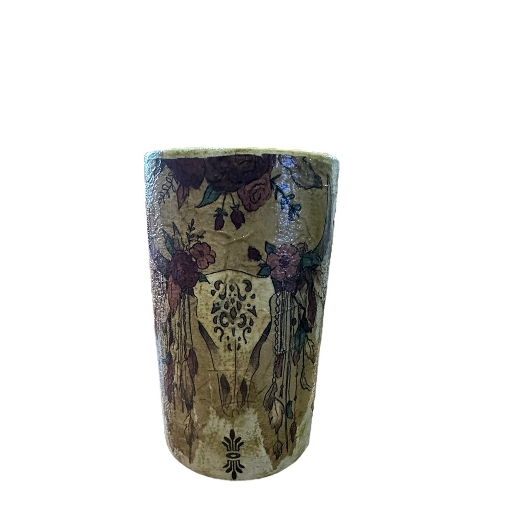 Handcrafted western vase